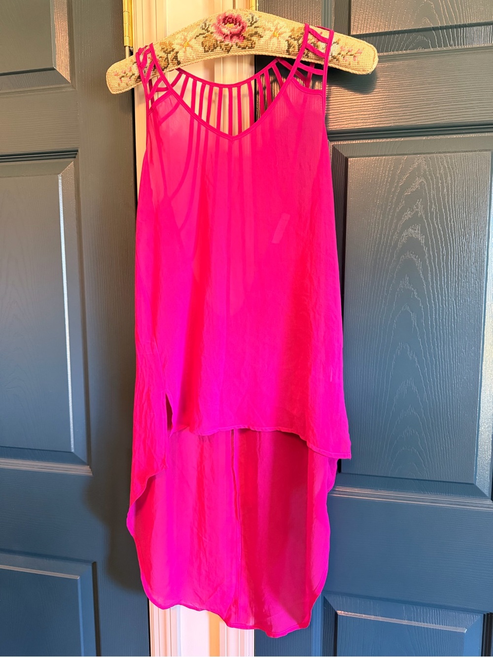 Women’s Bright Pink High-Low Sleeveless Top